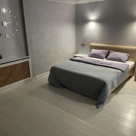 Apartcenter Люкс В Центре Гагарина Автовокзал Krivoi Rog Exterior foto